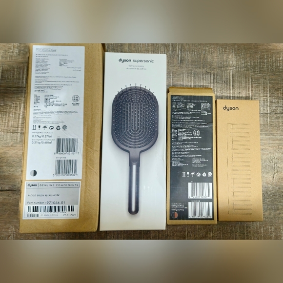 Dyson Hair Dyson Paddle Brush Detangle Comb Set Poshmark